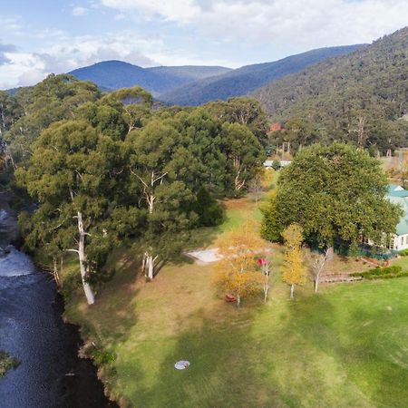 Oscar'S On The Yarra Hotel Warburton Kültér fotó